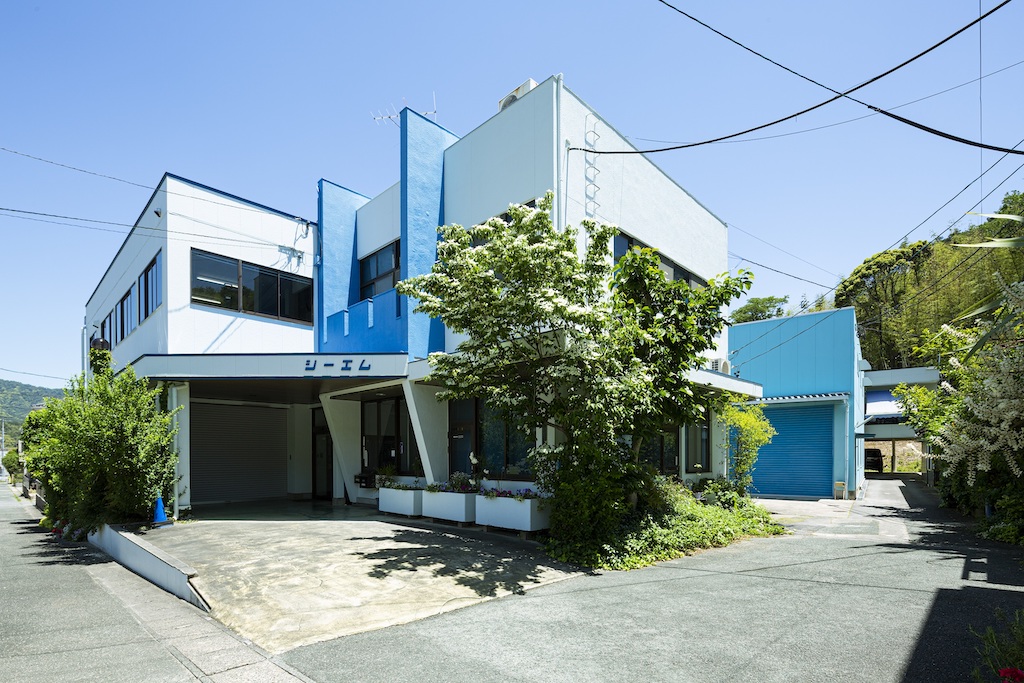 ジーエム会社建物