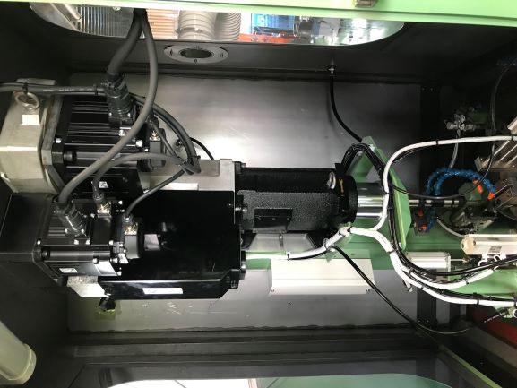 タッピング加工機