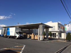 社屋外観